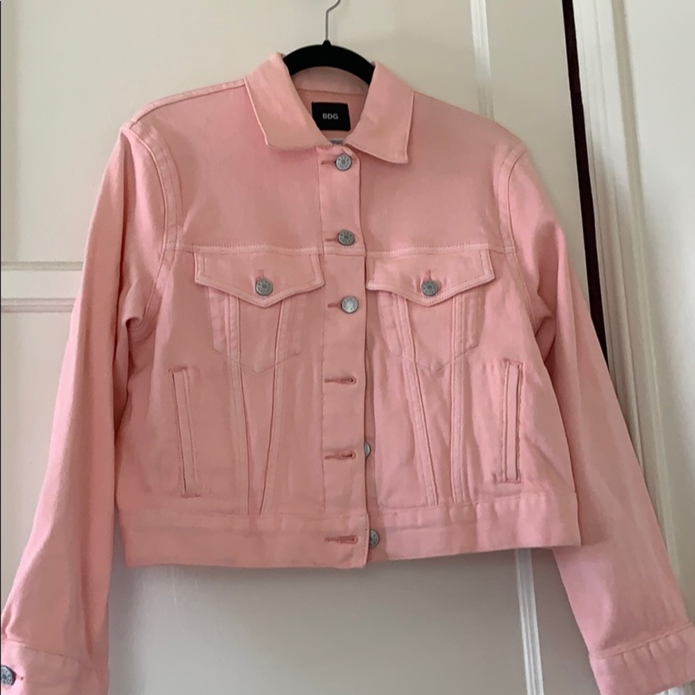 BDG bubblegum pink stretch cropped denim jacket.